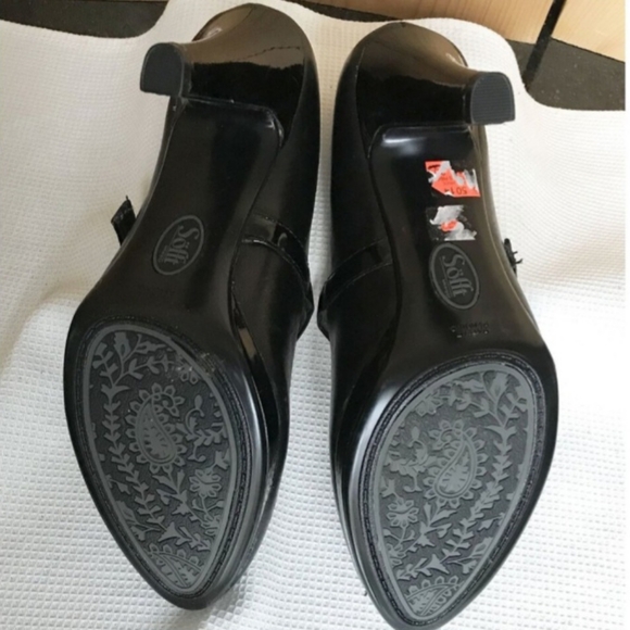 SOFFT Black Mary Jane Leather Heels Patent Straps Heels and 1/2" platform, 8 M - Picture 6 of 8